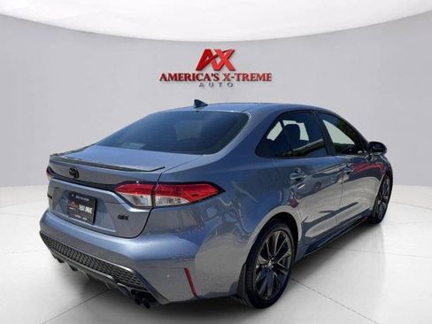 Used 2025 Toyota Corolla SE FWD image 6