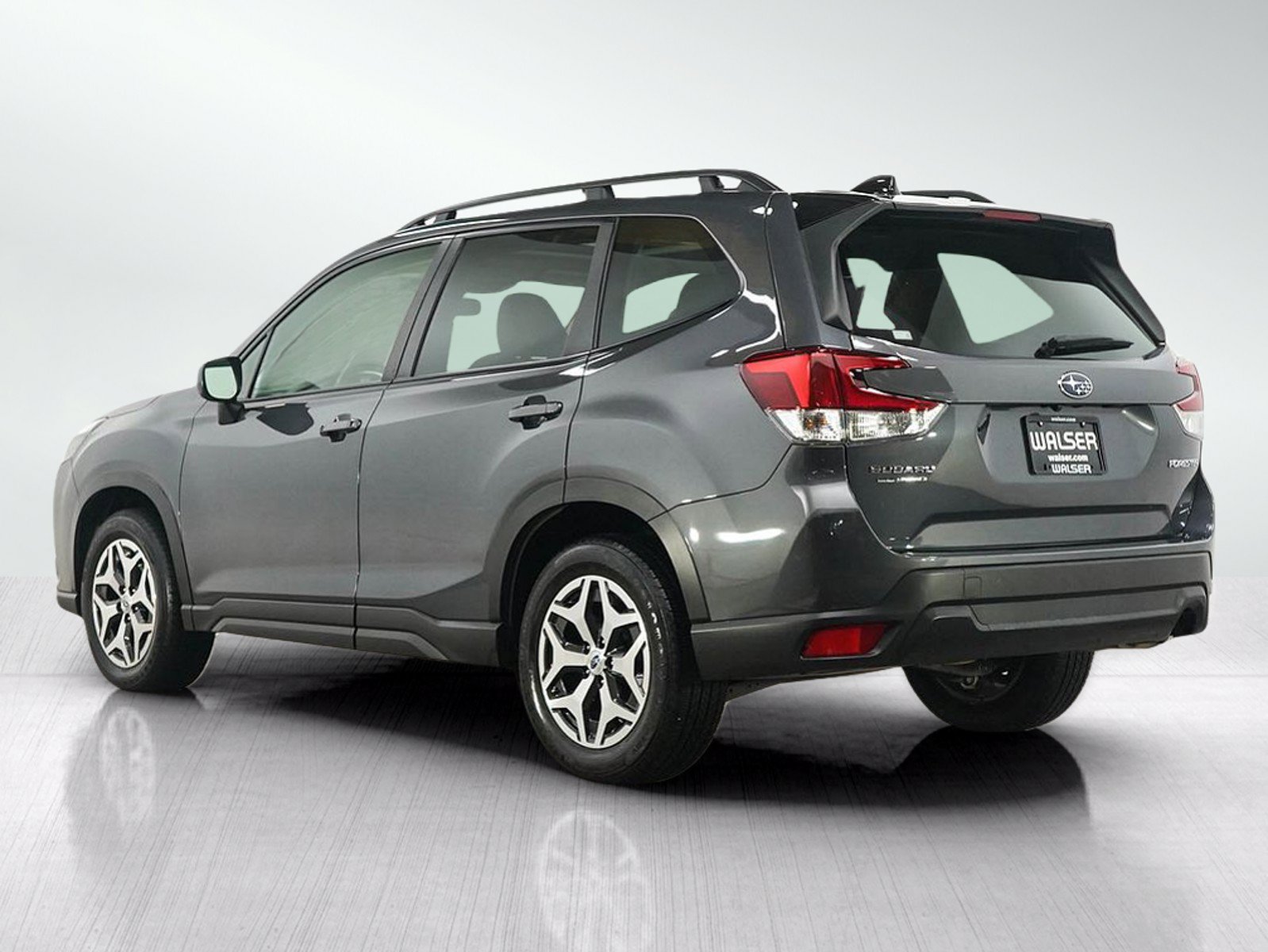 Used 2024 Subaru Forester Premium AWD/4WD image 4