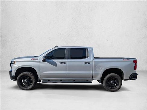 Used 2021 Chevrolet Silverado 1500 LT Trail Boss w/ Convenience Package II AWD/4WD image 9