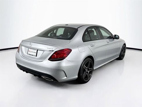 Used 2020 Mercedes-Benz C 300 4MATIC Sedan image 2