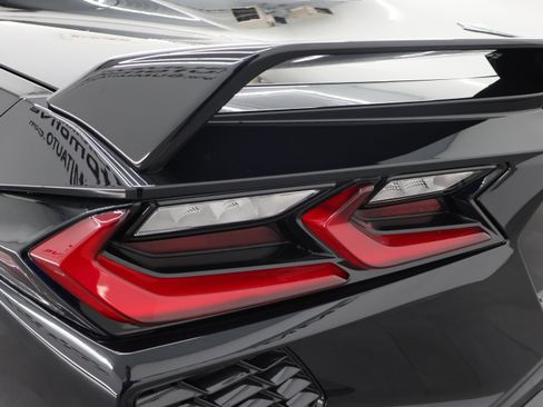 Used 2023 Chevrolet Corvette Stingray Premium Cpe w/ Z51 Performance Package image 27