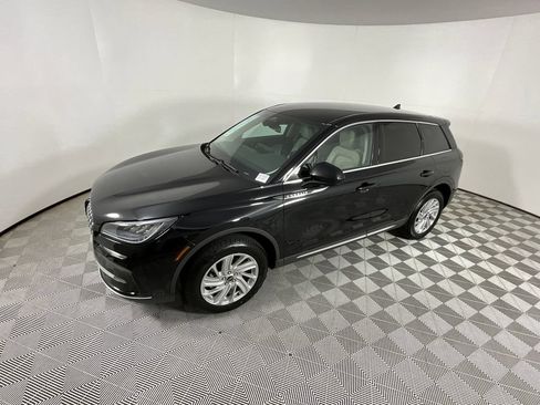 Certified 2024 Lincoln Corsair AWD image 9