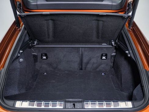 Certified 2025 Porsche Panamera 4 image 28