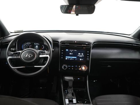 Used 2024 Hyundai Santa Cruz SE AWD/4WD image 16