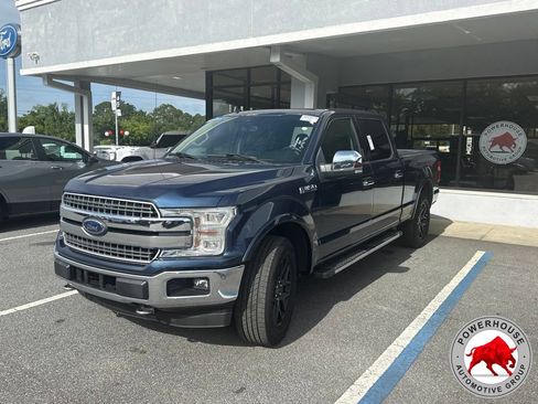 Used 2018 Ford F150 Lariat w/ Equipment Group 502A Luxury AWD/4WD image 9