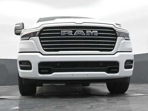 Used 2025 RAM 1500 Laramie AWD/4WD image 41