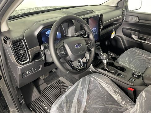 New 2025 Ford Ranger XLT w/ FX4 Off-Road Package image 2