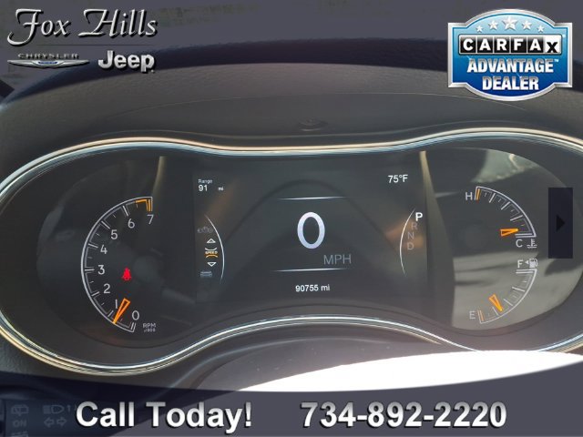 Used 2018 Jeep Grand Cherokee Altitude AWD/4WD image 18