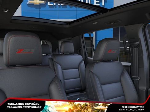 New 2026 Chevrolet Traverse Z71 w/ Driver Confidence Package AWD/4WD image 24