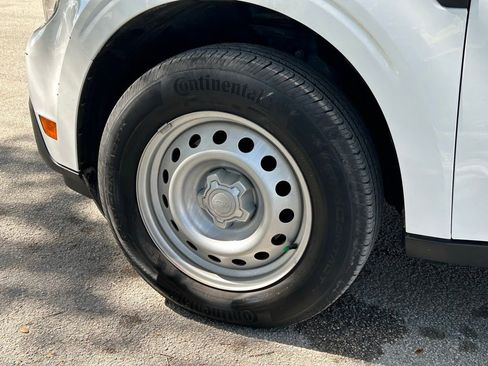 Used 2022 Ford Maverick XL image 25