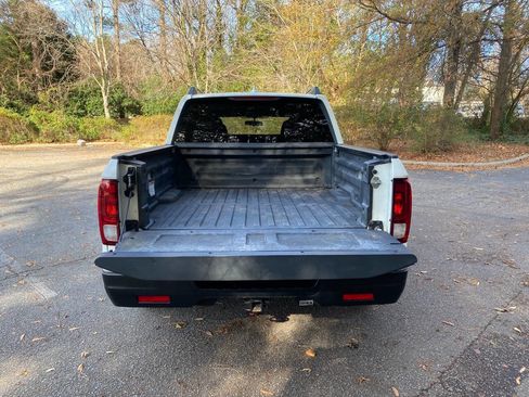 Used 2017 Honda Ridgeline RTL image 18