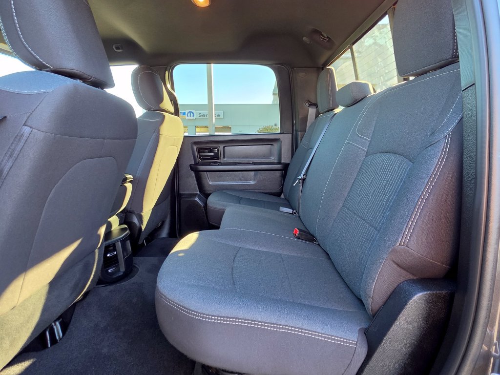 Used 2024 RAM 2500 Tradesman w/ Chrome Appearance Group AWD/4WD image 34