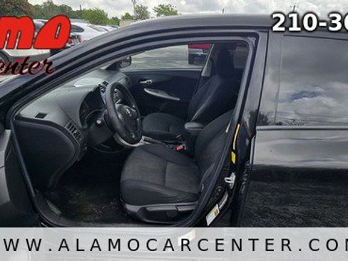 Used 2010 Toyota Corolla S image 33