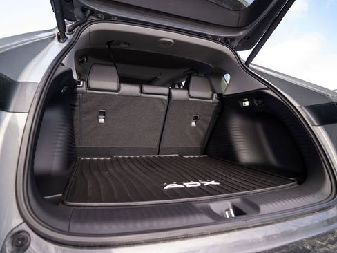 Certified 2025 Acura ADX AWD image 39