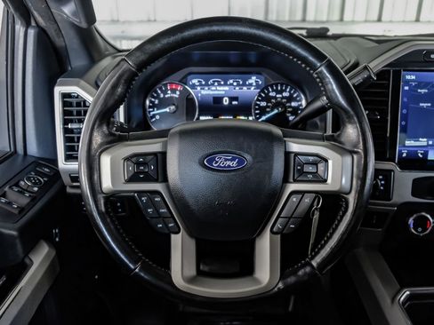 Used 2022 Ford F350 Lariat image 15