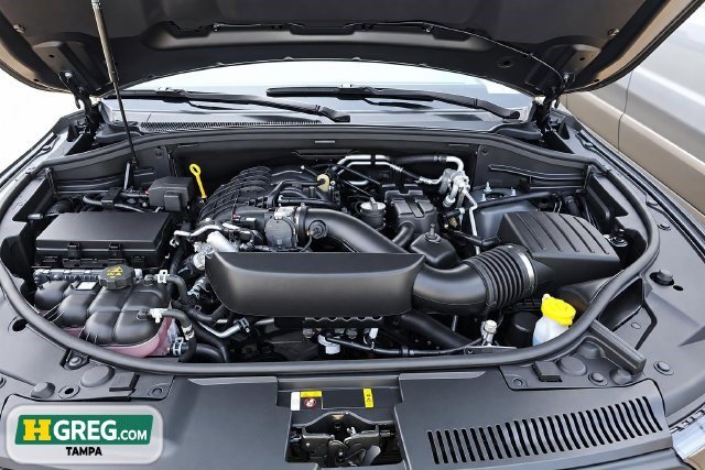 Used 2025 Dodge Durango GT RWD image 15