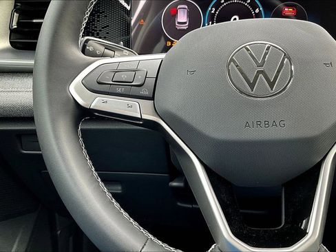 New 2026 Volkswagen Tiguan S image 9