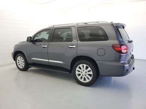 Used 2021 Toyota Sequoia Platinum image 7
