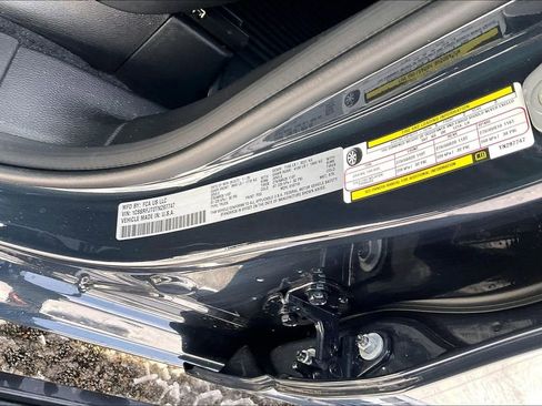 New 2026 RAM 1500 Laramie AWD/4WD image 13