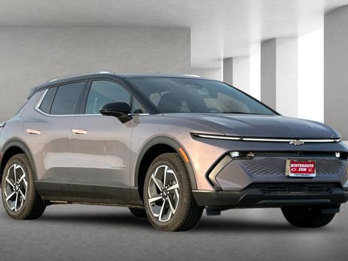 New 2026 Chevrolet Equinox EV LT image 1