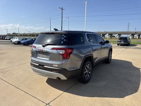 Used 2020 GMC Acadia SLE FWD image 15