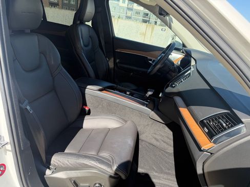 Used 2016 Volvo XC90 T6 Inscription w/ Vision Package AWD/4WD image 31