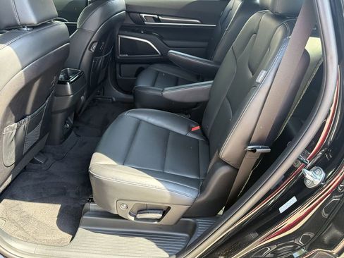 Used 2024 Kia Telluride S w/ S Sunroof Package FWD image 20