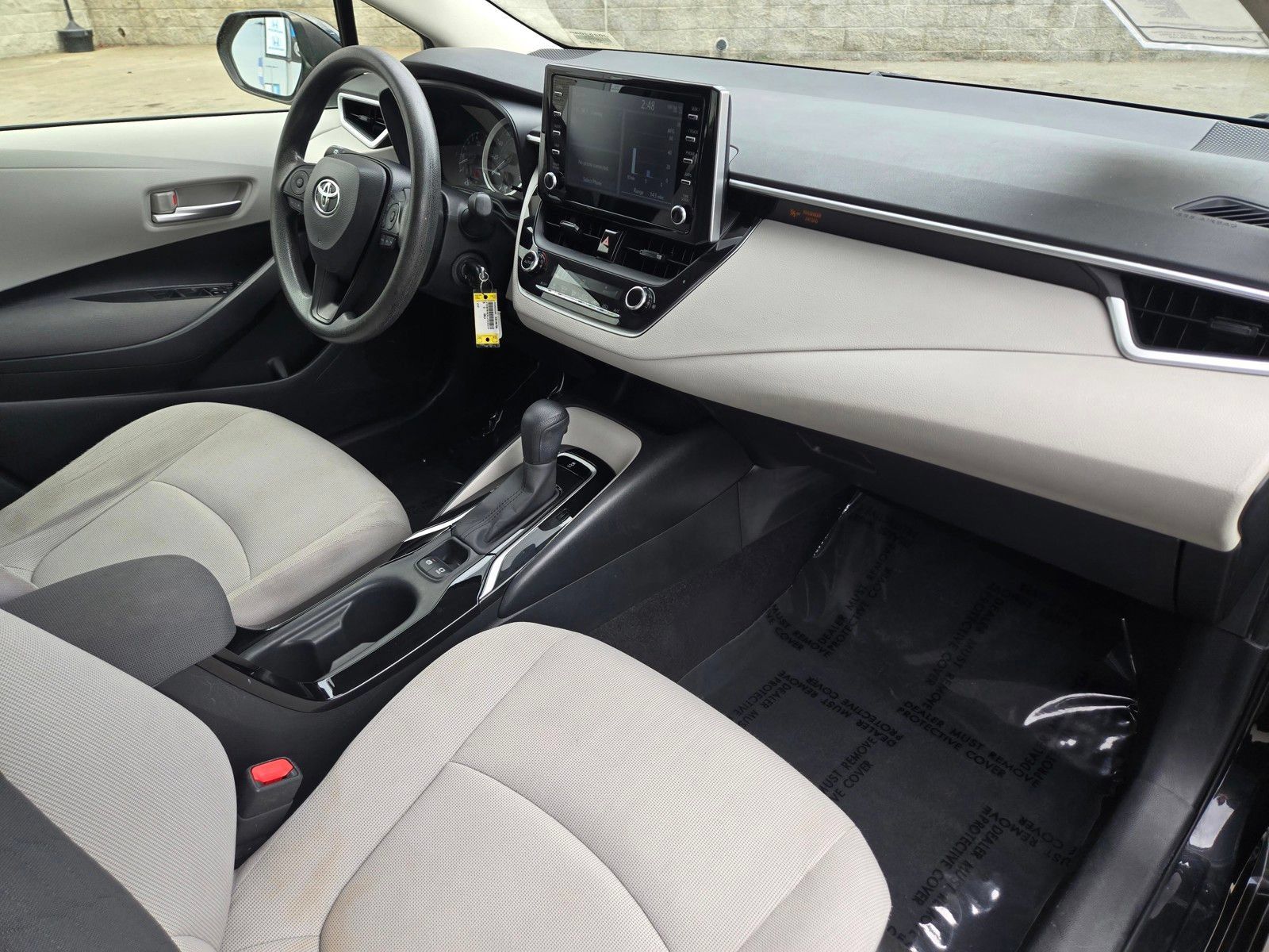 Used 2020 Toyota Corolla LE w/ Carpet Mat Package (TMS) FWD image 10
