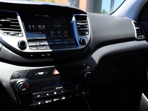 Used 2016 Hyundai Tucson Limited w/ Option Group 03 FWD image 44