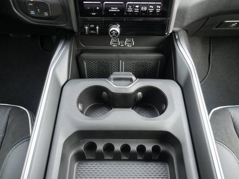 New 2026 RAM 3500 Laramie AWD/4WD image 26
