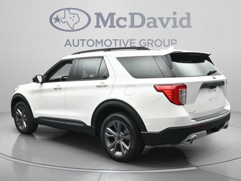 Used 2023 Ford Explorer XLT w/ Equipment Group 202A AWD/4WD image 6