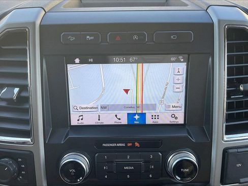 Used 2017 Ford F150 Lariat w/ Equipment Group 502A Luxury image 14