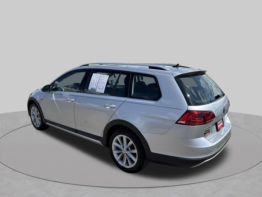 Used 2017 Volkswagen Golf Alltrack S AWD/4WD image 6