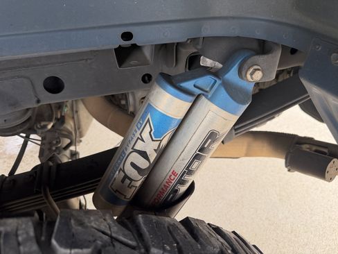 Used 2017 Ford F150 Raptor w/ Equipment Group 802A Luxury image 4