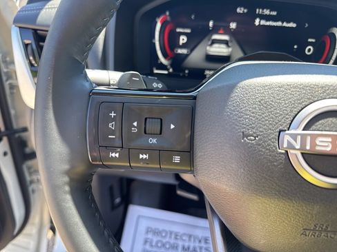 Used 2025 Nissan Rogue Platinum w/ Tech Package AWD/4WD image 18