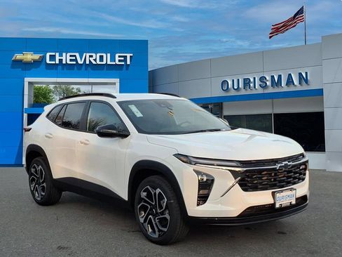 New 2026 Chevrolet Trax RS w/ Driver Confidence Package image 1