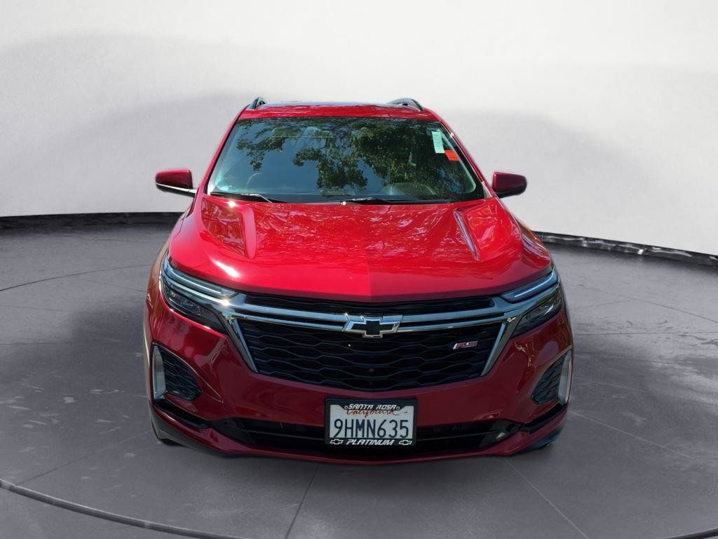 Used 2023 Chevrolet Equinox RS FWD image 2