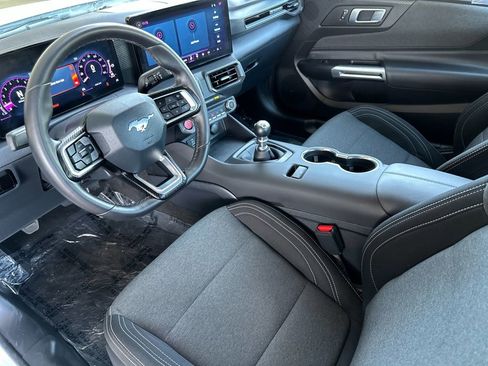 Certified 2025 Ford Mustang GT RWD image 9