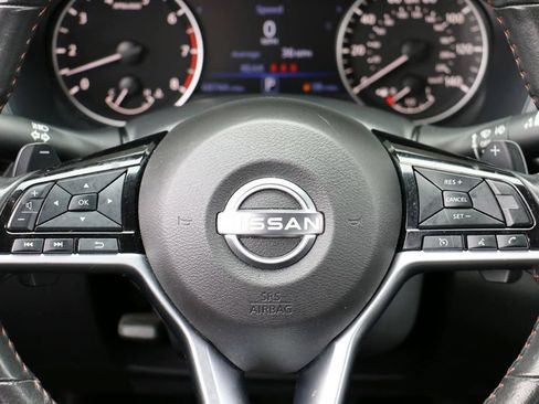 Used 2024 Nissan Altima 2.5 SR FWD image 24