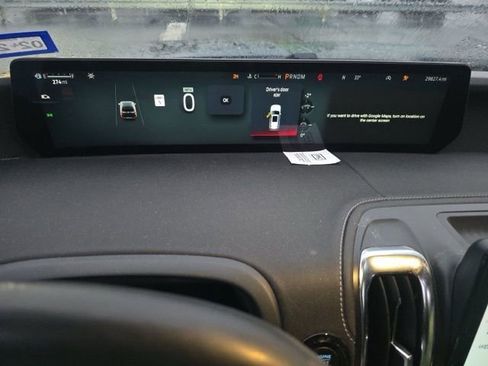 Used 2025 Ford Expedition Platinum image 12