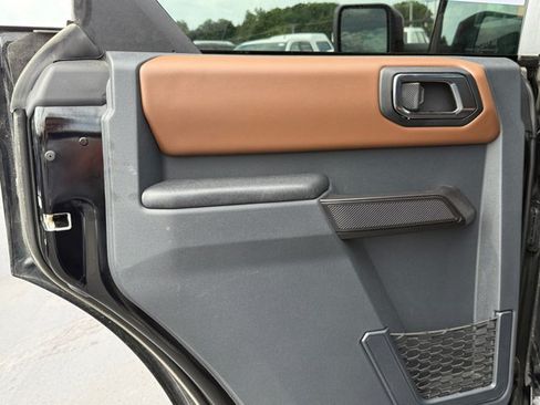Used 2024 Ford Bronco Outer Banks AWD/4WD image 29