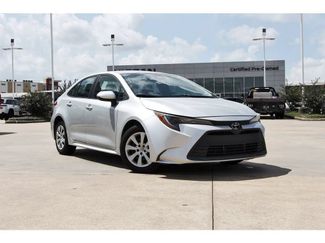 Used 2023 Toyota Corolla LE FWD video 1