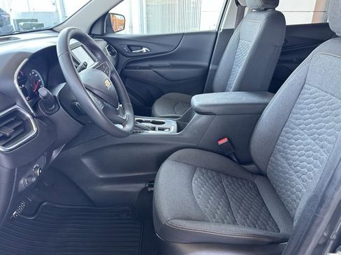 Used 2018 Chevrolet Equinox LT image 25