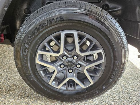 Used 2024 Jeep Wrangler Unlimited Sahara AWD/4WD image 32