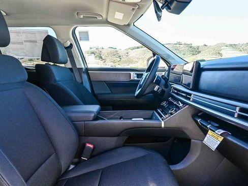 New 2026 Hyundai Santa Fe SE image 19