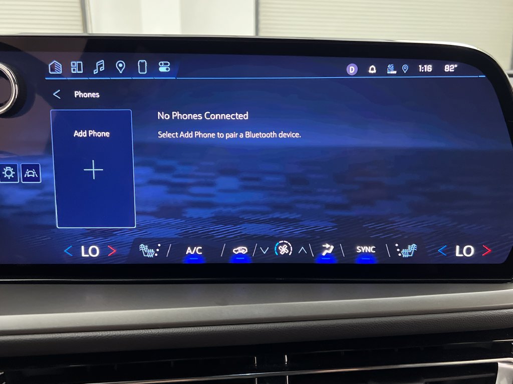 Used 2024 Chevrolet Traverse LT FWD image 66