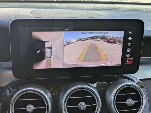 Used 2021 Mercedes-Benz GLC 300 GLC 300 w/ Multimedia Package image 23