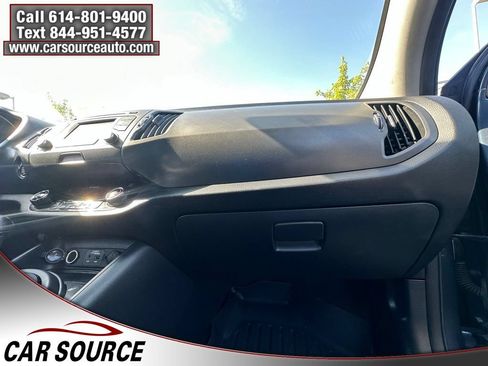 Used 2012 Kia Sportage SX w/ SX Premium Pkg AWD/4WD image 17