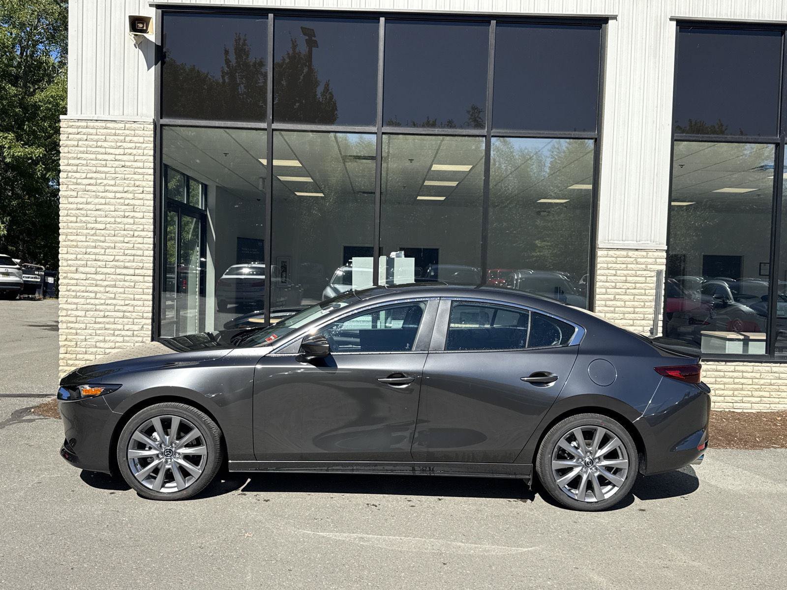 Used 2026 MAZDA MAZDA3 2.5 S Sedan w/ Preferred Pkg FWD image 5