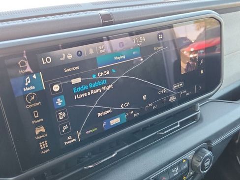 Used 2024 Jeep Wrangler Unlimited Sahara image 22